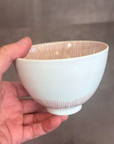 有田焼 吉祥梅十草 夫婦茶碗 黒/赤