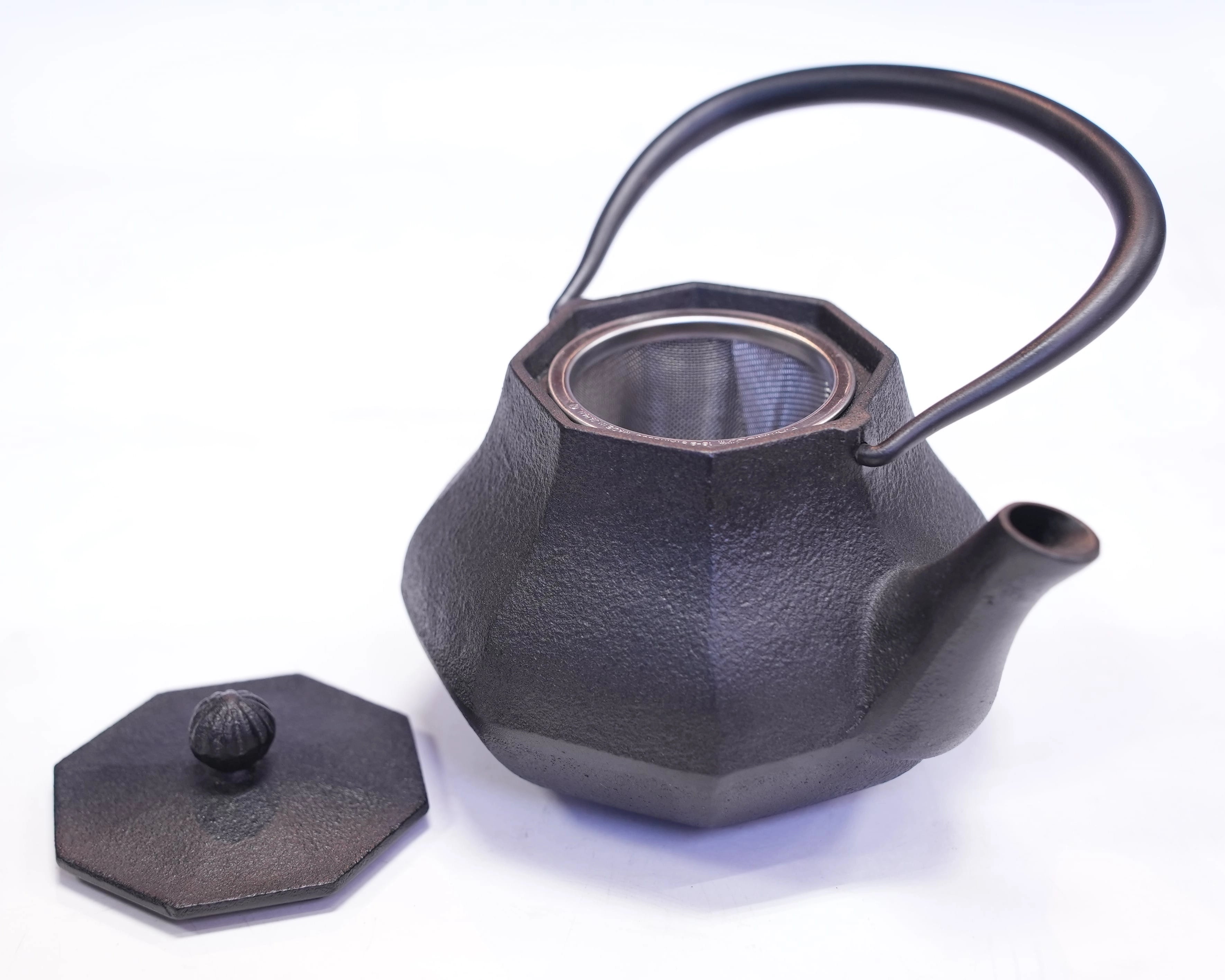 （在庫有り）南部鉄器 及富  鉄瓶みやび 0.4L
