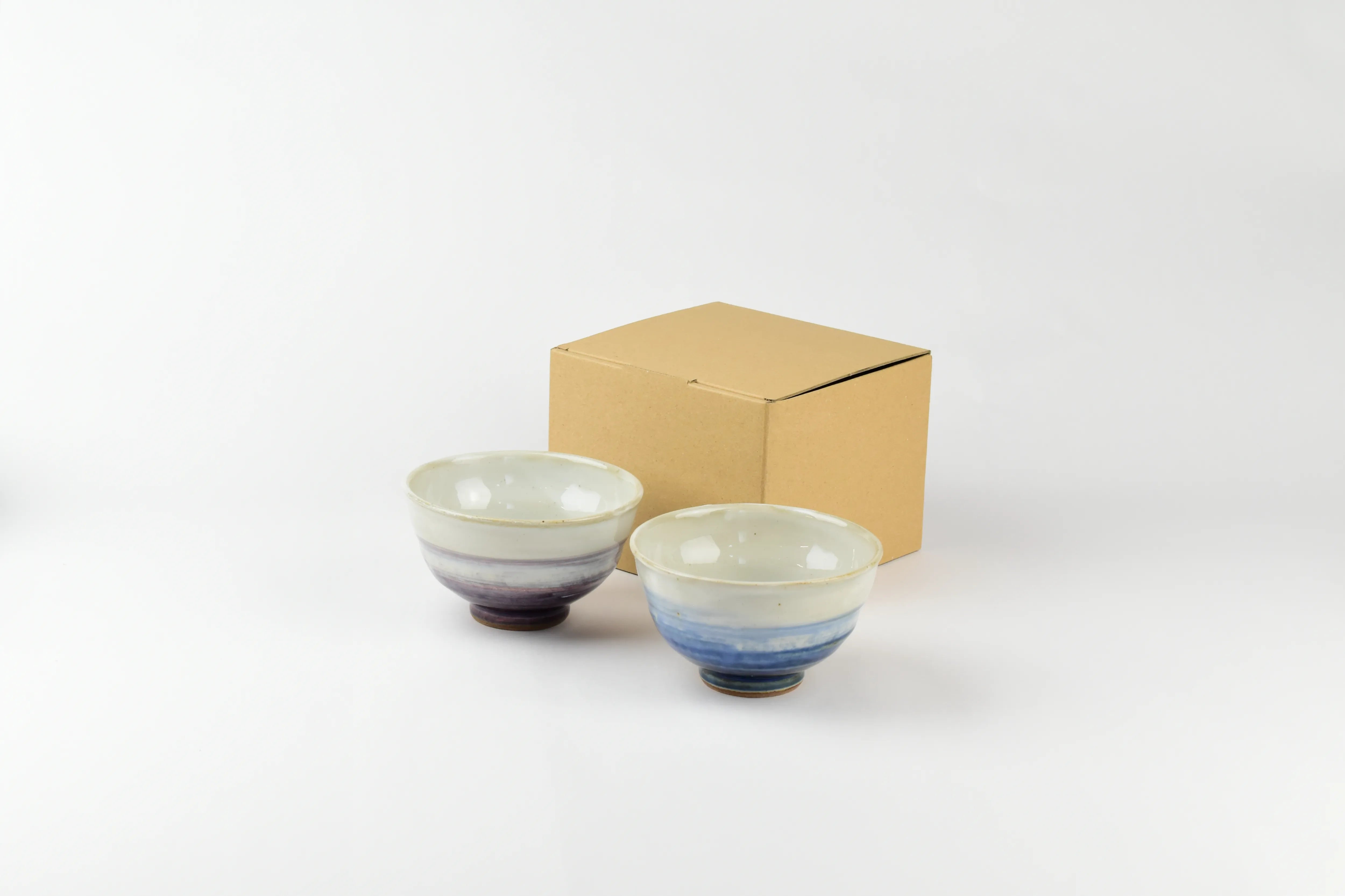 （生産終了）波佐見焼 裾濃 夫婦茶碗 呉須/藤色