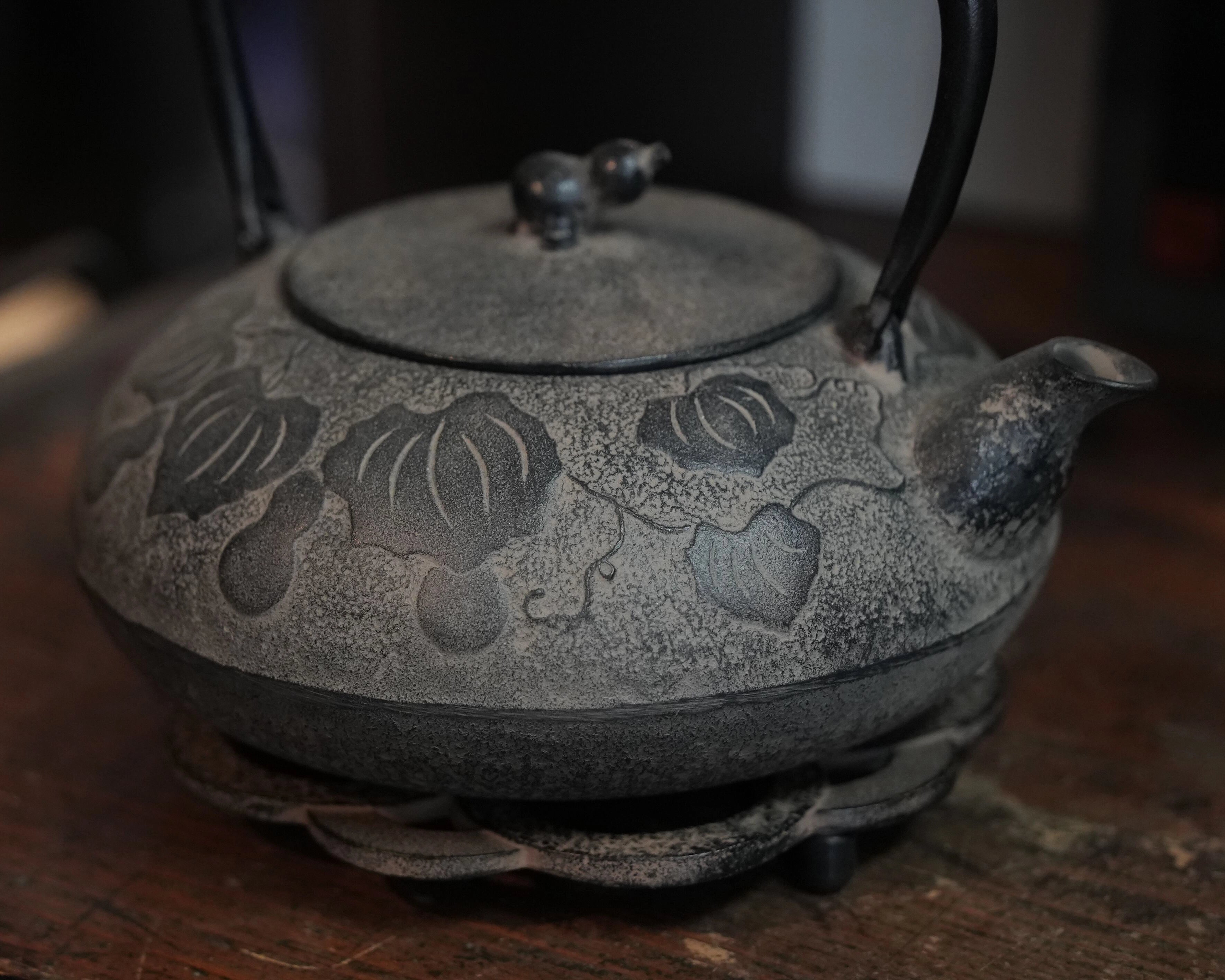 南部鉄器 及富 鍋敷き 花丸