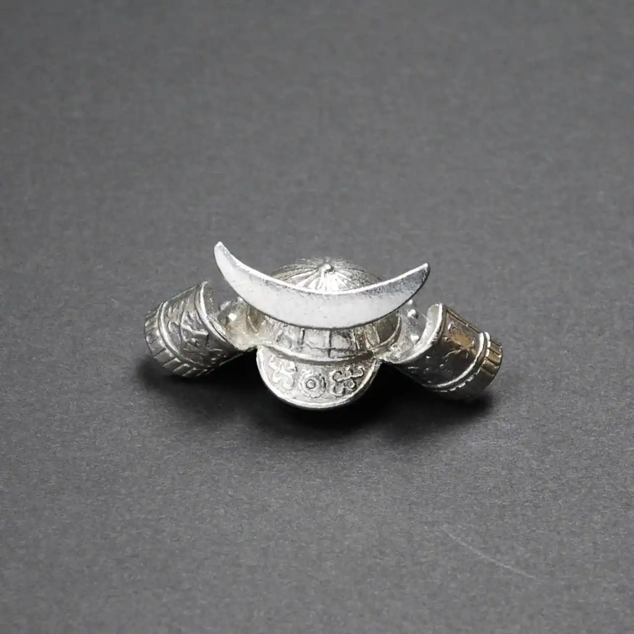 武者揃え（兜・刀・鞍・軍配・太鼓）箸置きセット
