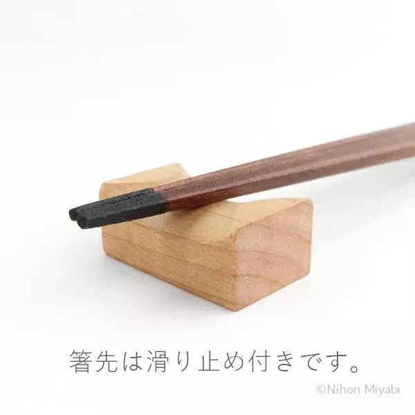 夫婦箸 北斎（天削桜夫婦・枕型箸置き)桐箱入り 兵左衛門